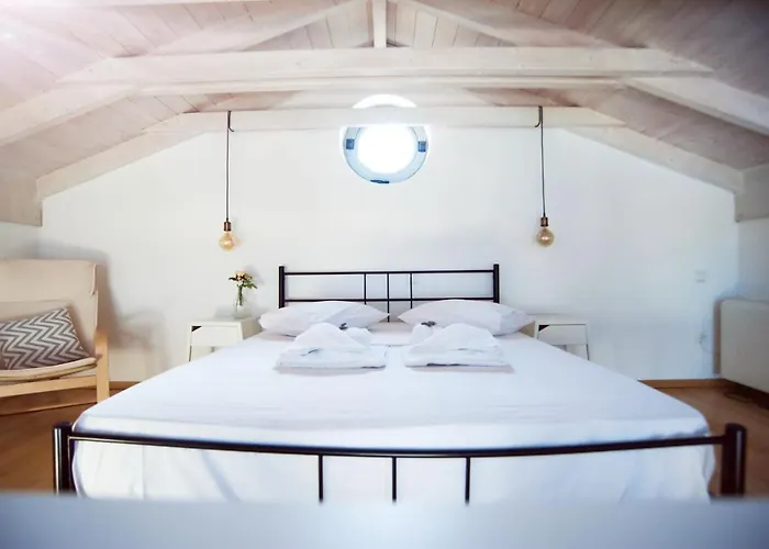 Semesterbostad Laura_sea View_house *